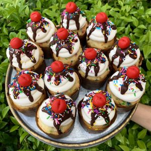Week 4 - Sundae Cupcake Baking & Decorating Week 4: Sundae Cupcake Baking & Decorating